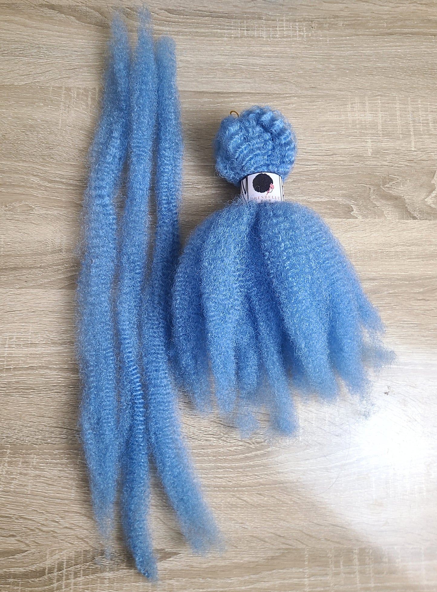 Itch free Marley Hair light blue