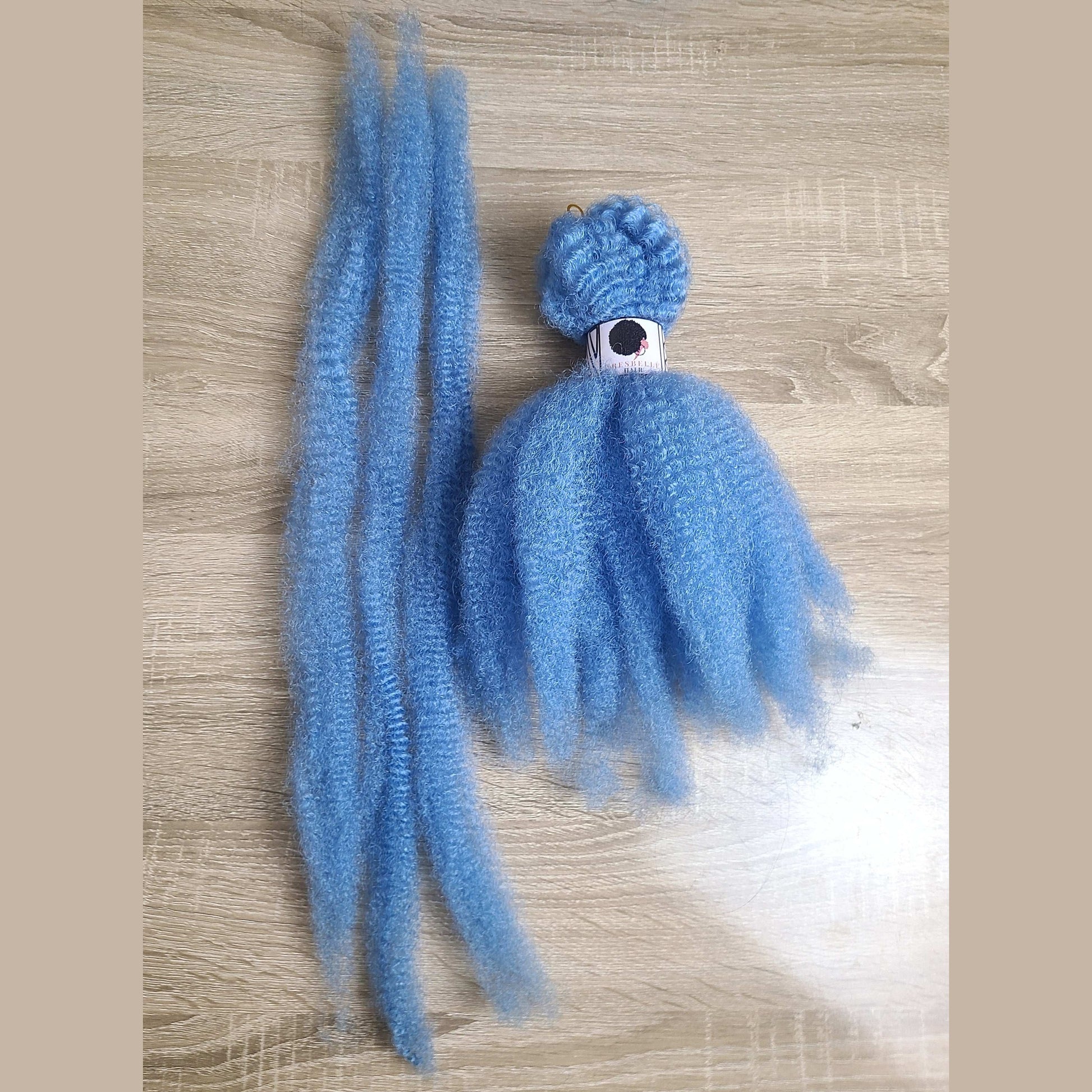 Itch free Marley Hair light blue